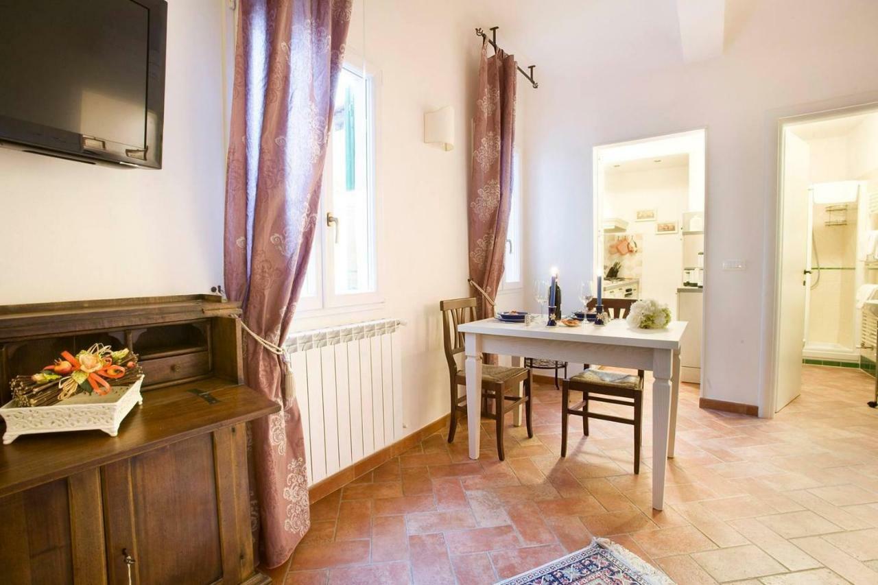 Ellen'S Cozy Apartment Florence Luaran gambar